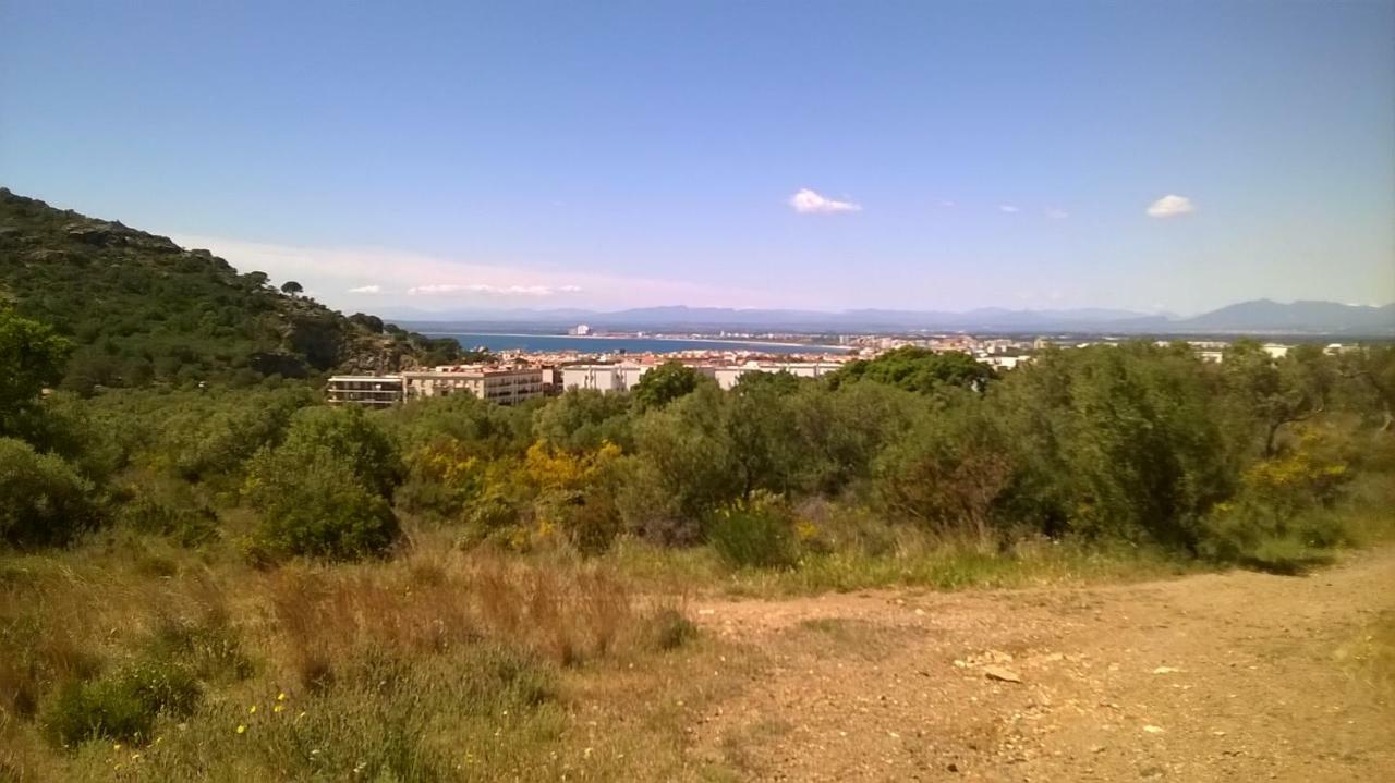 Appartement A Mas Oliva Roses Bagian luar foto
